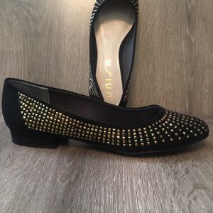 Gorgeous and comfortable!